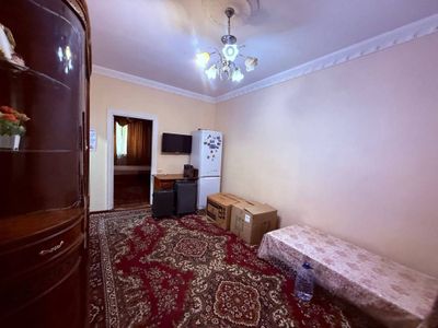 Чиланзар 10 Квартал 2/1/4 Квартира В Аренду