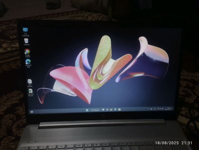 hp loptop 2024