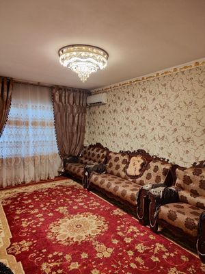 Eshonguzar 2 xonali xamma sharoit bor