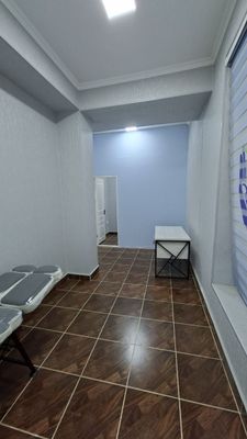 Фархадский 42м² 2этаж 3кабинета в доль дороги Юр адреса парковка