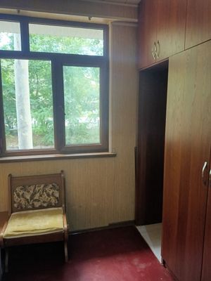 Сдаётся в аренду 3-х комнатная квартира второй этаж ЧИРЧИК