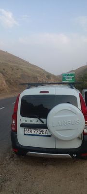 LADA LARGUST CROSS 3ta 30talik metan kraska tozza probeg 187ming puli