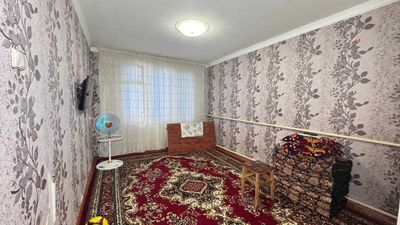 Фрунзиский Ойбек раддом 1 хонали квартира сотилади.ID:1150