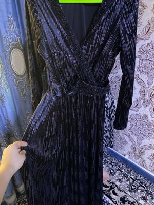 Вечерний платье как новое. Цена 150.000