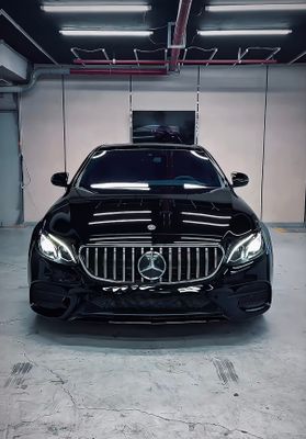 Mercedes w 213 e200
