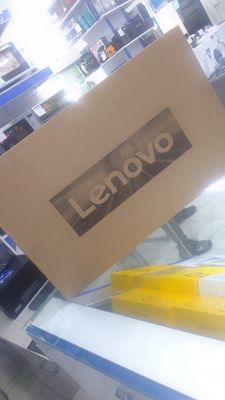 Lenovo noutbuk sotladi