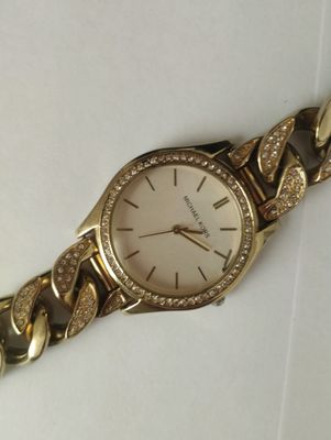 Часы оригинальный от Michael kors сделано в Европе