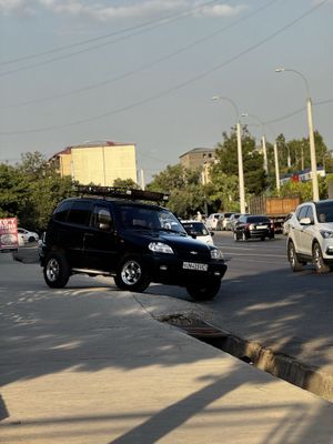 Niva Chevrolet сотилади