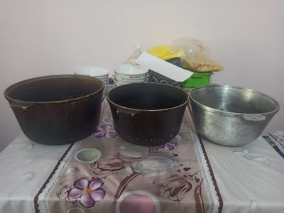 Продаются советские чугунные казаны на 4литра /5литров/7литров.