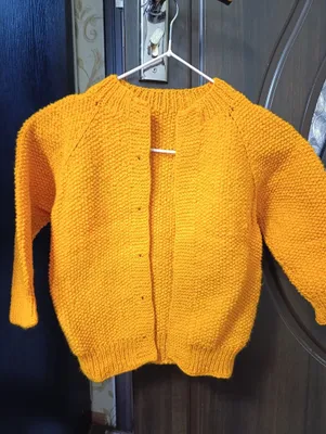 Продаётся новый вязаный джемпер.