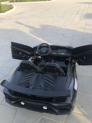 NARXINI KELISHAMZ moshina lamborgini aventaro tezligi 10 KM/H