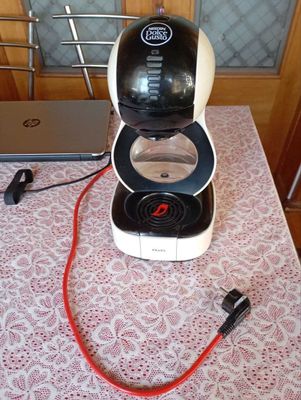 ПРОДАЕТСЯ Капсульная кофемашина Nescafe Dolce Gusto KRUPS