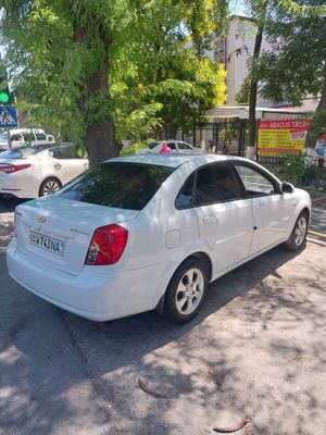 Turizimda xizmat koʻrsatish xizmati