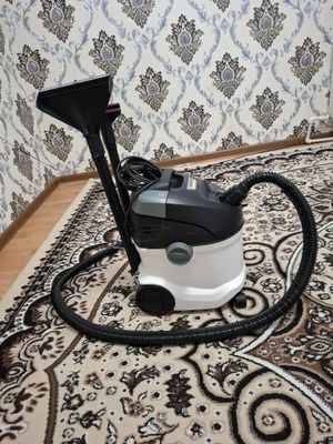 Моющий пылесос Karcher SE 5