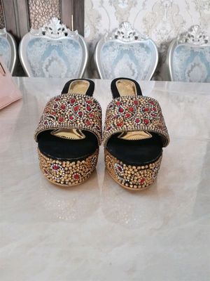 1 marta kiyilgan sifati a'lo 37 razmer