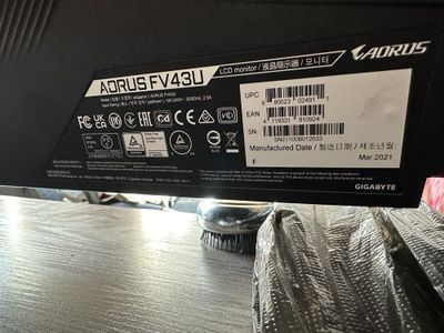 Продается монитор Gigabyte AORUS FV43U 43 дюйма, состояние отличное.