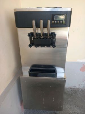 Marojniy aparat frezer sorochniy sotiladi