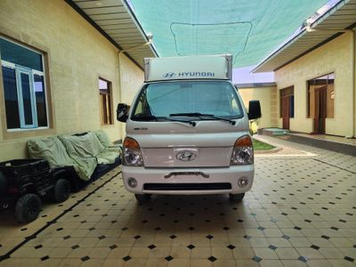 Hyundai porter sotiladi Yili 2009 mator uziniki 126 metan gaz 2ta 100t
