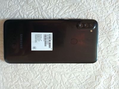 Samsung A11 2/32gb