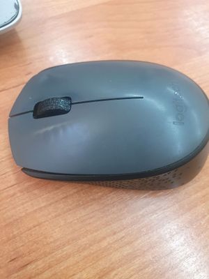 Sichqoncha Logitech firmasiniki