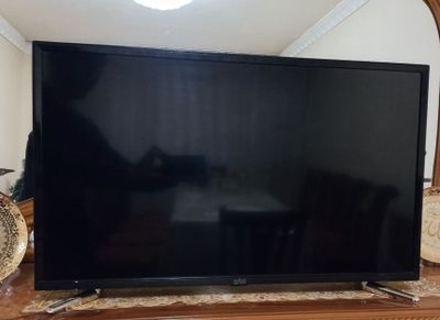 Televizor ARTEL TV LED 32/ 9100