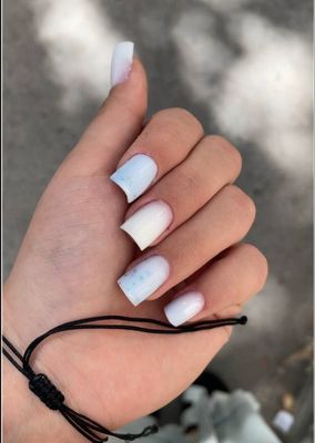 Маникюр педикюр салоны