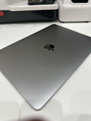 Macbook Pro 13 inch i5/8/256