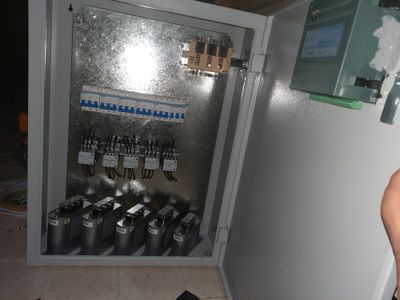 управление компенсацией реактивной мощности 40Квар