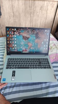 Srochno!!! Lenovo Kompyuter sotiladi