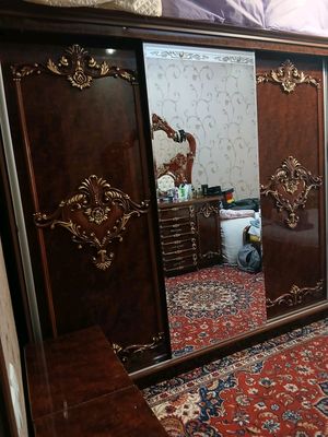 Спальный гарнитур
