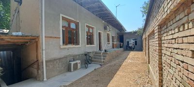 Uchastka sotiladi 3,7sotih Shayhontohur
