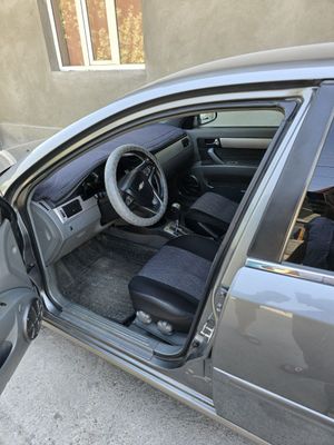 Срочно Продаётся Автомобиль:Lacetti