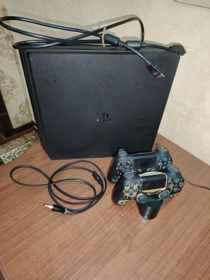 PS 4PRO hotirasi 2TR 3PULT