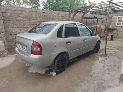 Lada kalina sotiladi