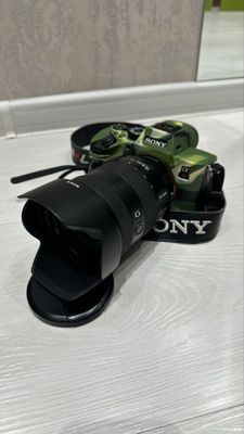 Sony A7R IV body + Sony 24-105mm f/4 G