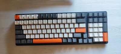 Игровая механическая клавиатура