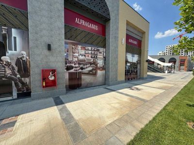 Продаётся Коммерческое Помещение 61кв.м 1-Линия ТЦ Альфраганус