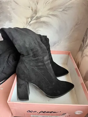 Продается 11 пар женской обуви Б/У для девушки 39-40 размера ноги.