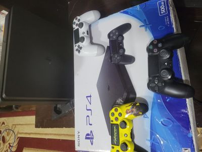 Срочно Playstation 4 slim 500 gb