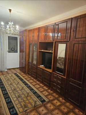 Алайский Рынок Квартира 2-3 Студентга Берилади