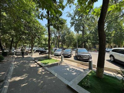 Сдается в аренда под Кафе Ресторан помещение 100м2+100м2 терасса на Ц1
