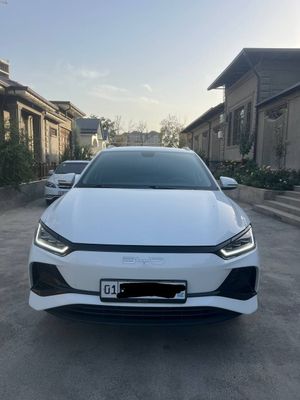 BYD E2 oq idial 2025