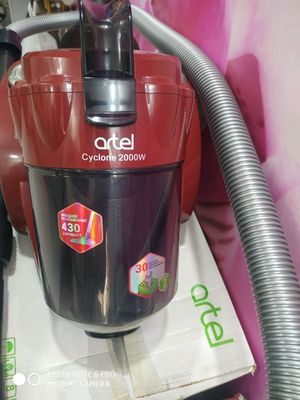 Пылесос Artel в отличном состоянии