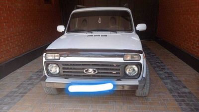 Продается своя Нива 2008 г. цвет белый (5000у.е)