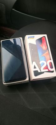 Samsung A20 2019yil