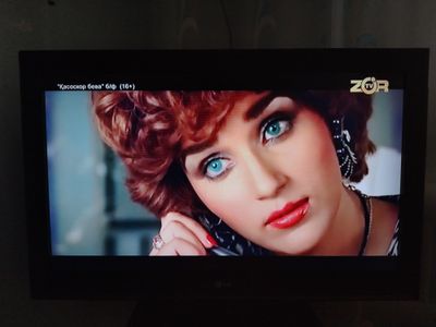 LG 32 televizor ploski ekran smart emas 32