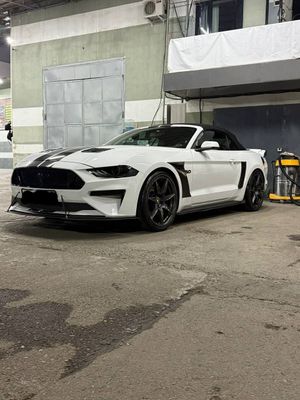 Mustang GT Год 2018