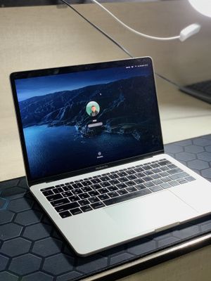 Macbook Pro 2016 с гарантом