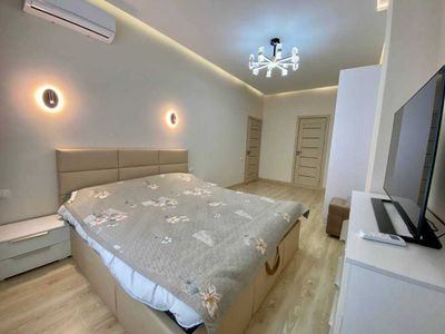 2-room apartment for rent in Mirzo Ulugbek district. Akay City complex