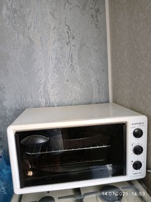 Продам электрическую духовку